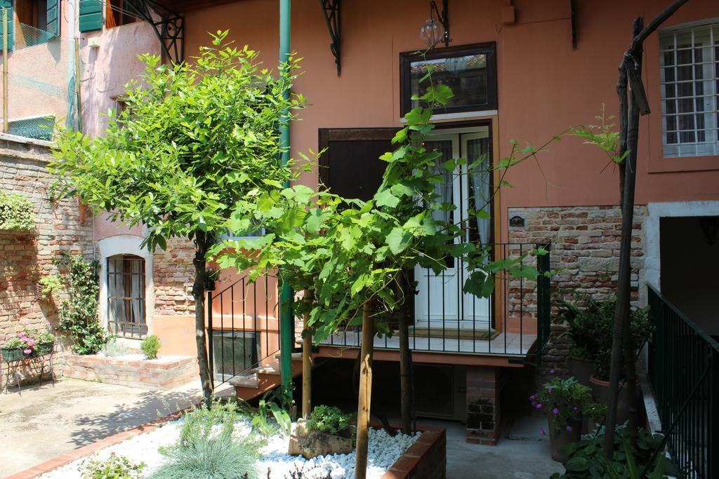 San Giacomo Apartment Venedig Rum bild